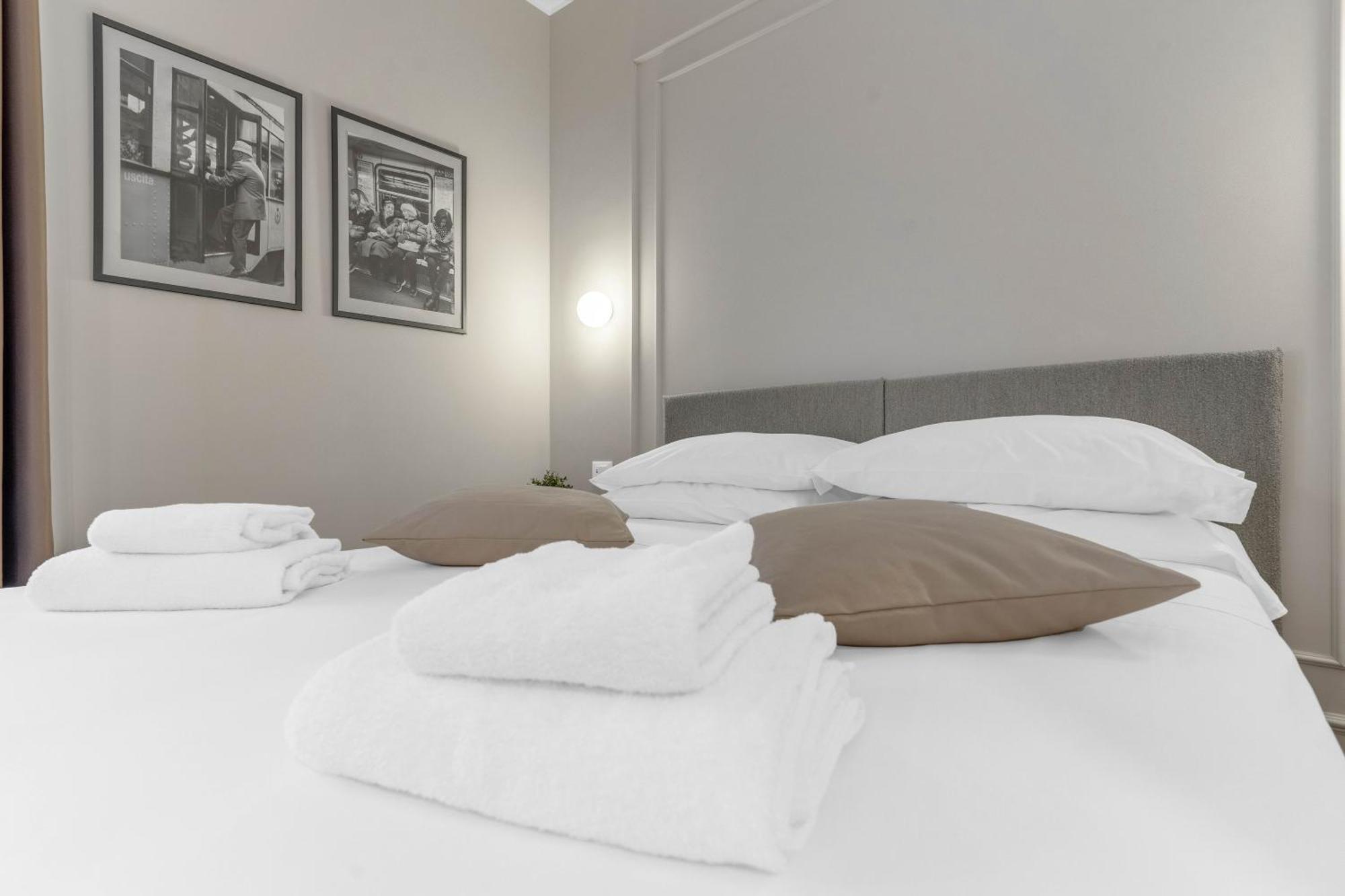 Torriani Suites Foresteria Lombarda Milano Eksteriør billede